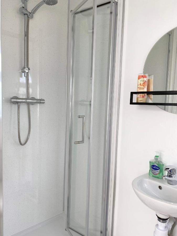 1 Ashford Road Guesthouse 红山 外观 照片