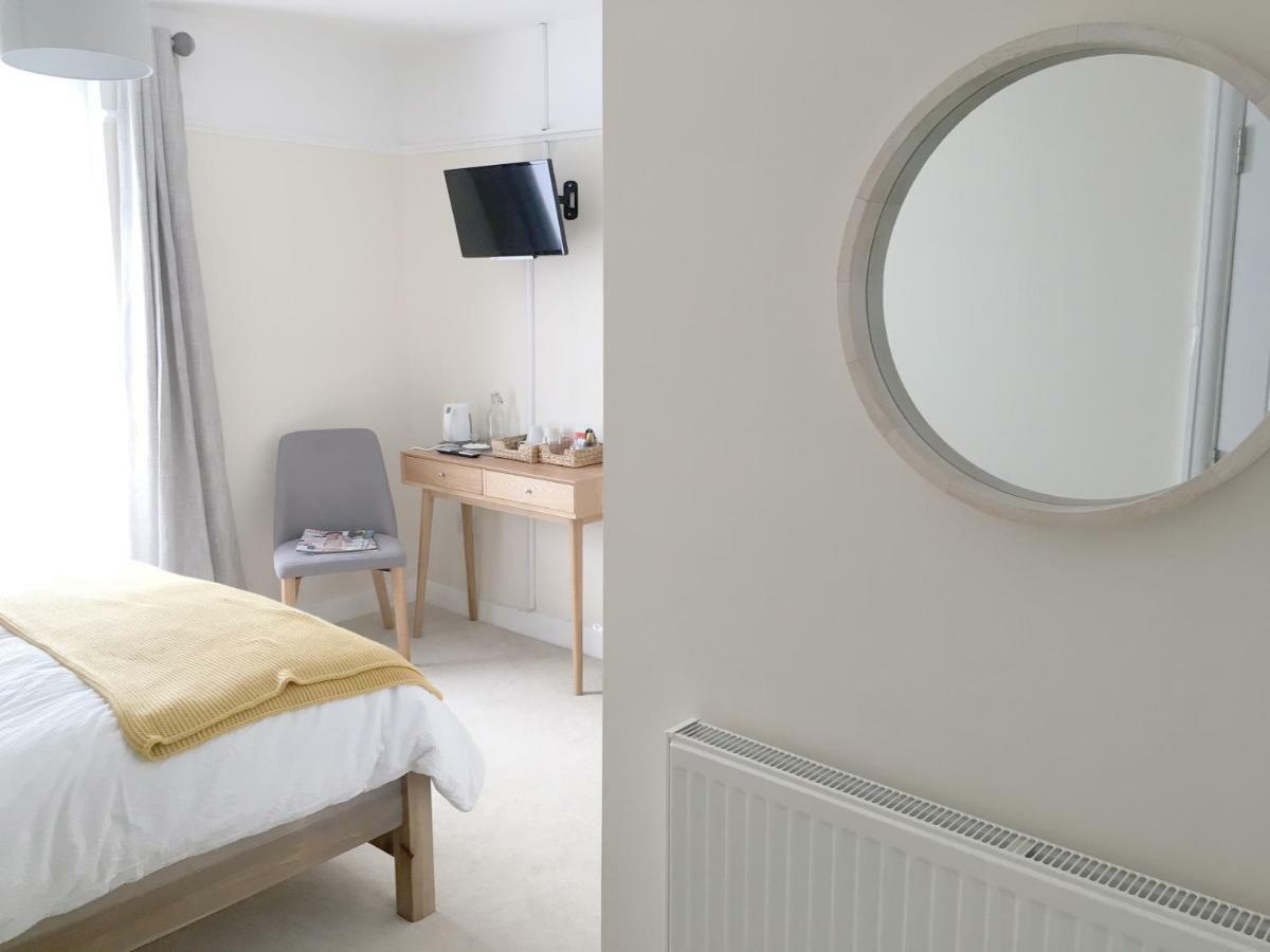 1 Ashford Road Guesthouse 红山 外观 照片