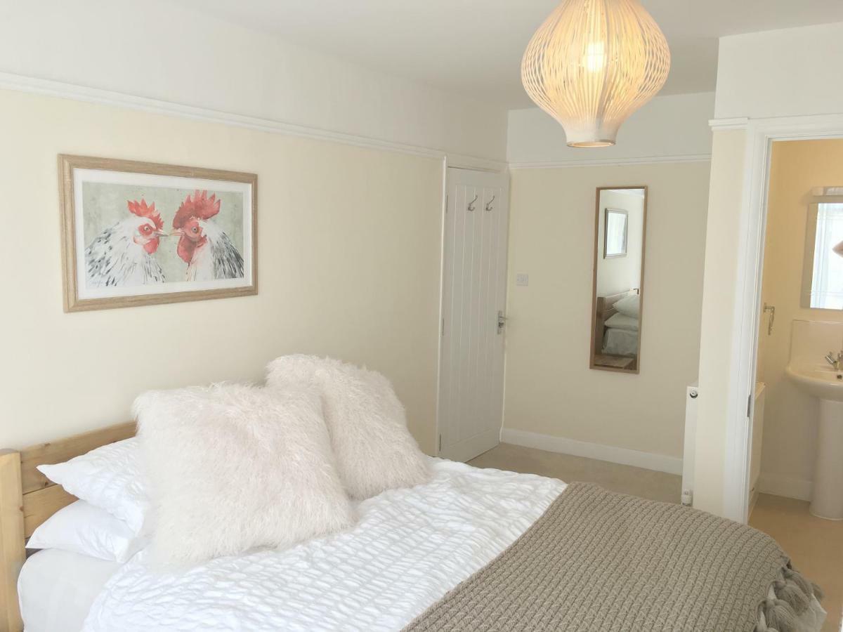 1 Ashford Road Guesthouse 红山 外观 照片