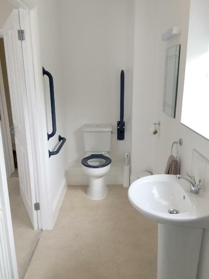 1 Ashford Road Guesthouse 红山 外观 照片