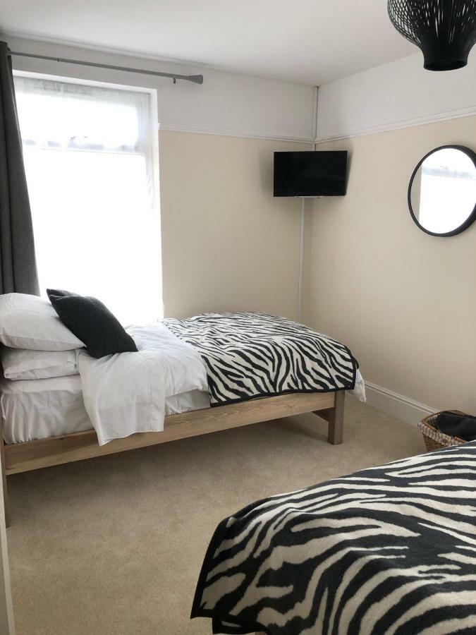 1 Ashford Road Guesthouse 红山 外观 照片
